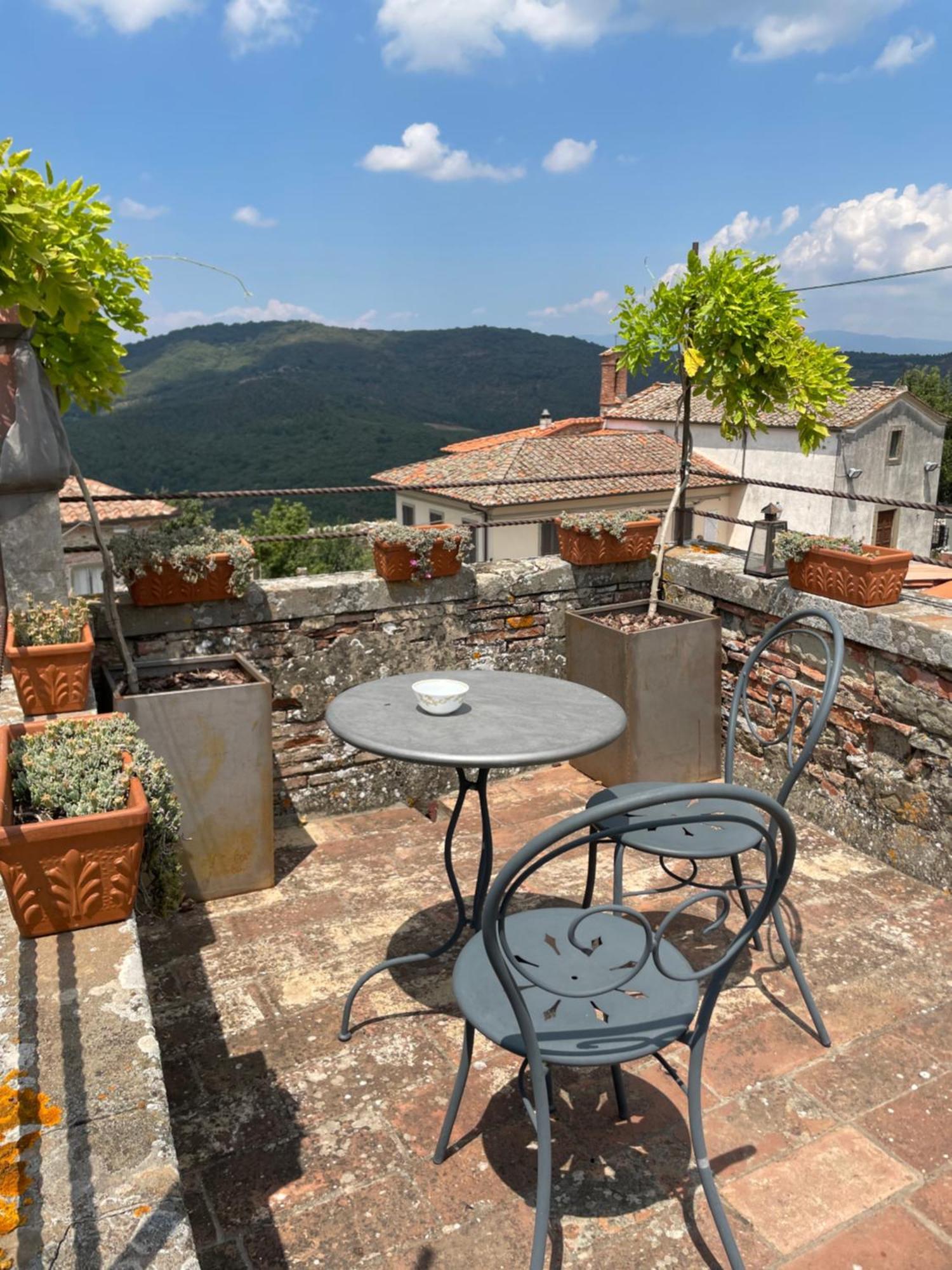 Locanda Antico Borgo Civitella in Val di Chiana Luaran gambar