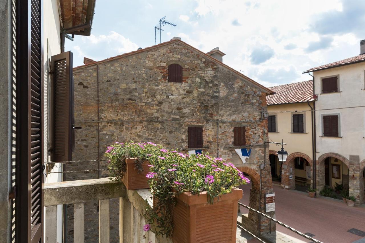 Locanda Antico Borgo Civitella in Val di Chiana Luaran gambar